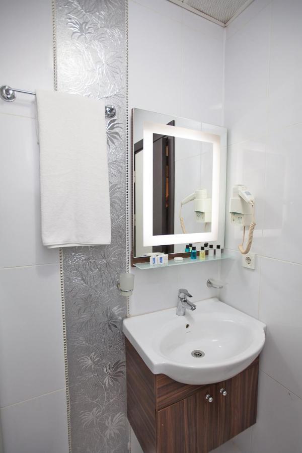 Hotel Bulvar איסטמבול מראה חיצוני תמונה